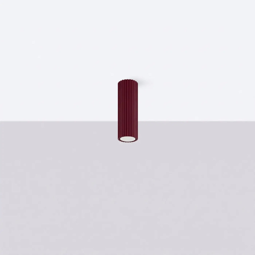 Plafonnier tube Karbon bordeaux en aluminium cannelé, éteint