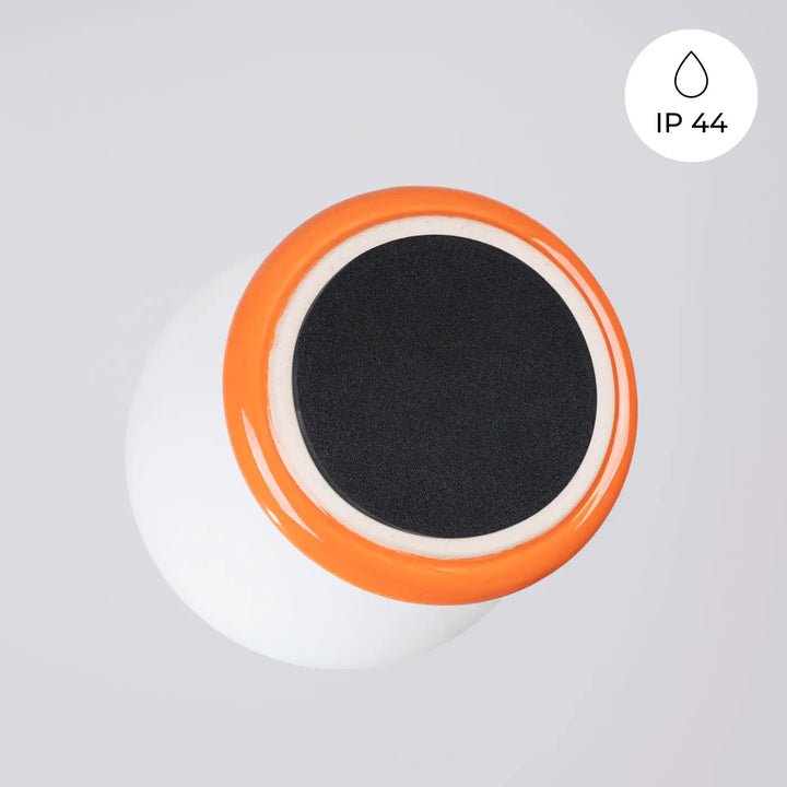 Plafonnier zori orange cylindre avec intérieur noir texturé pour une belle décoration aux qualités esthétiques ip44