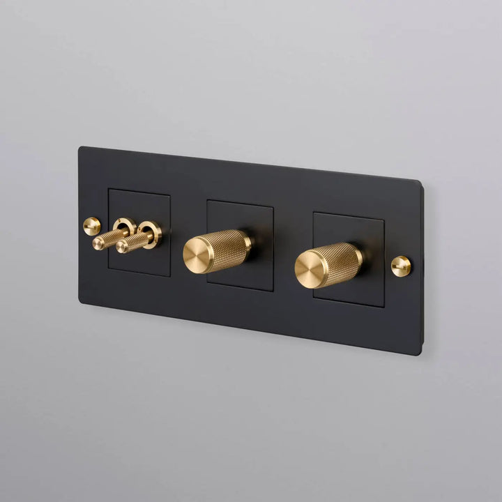 Plaque de finition Wall Plate 3 postes horizontale #couleur_noir