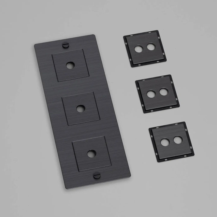 Plaque de finition Wall Plate 3 postes verticale avec inserts, finition bronze fumé #couleur_gris