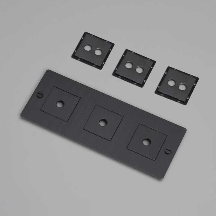 Plaque de finition Wall Plate 3 postes horizontale avec inserts, finition bronze fumé #couleur_gris