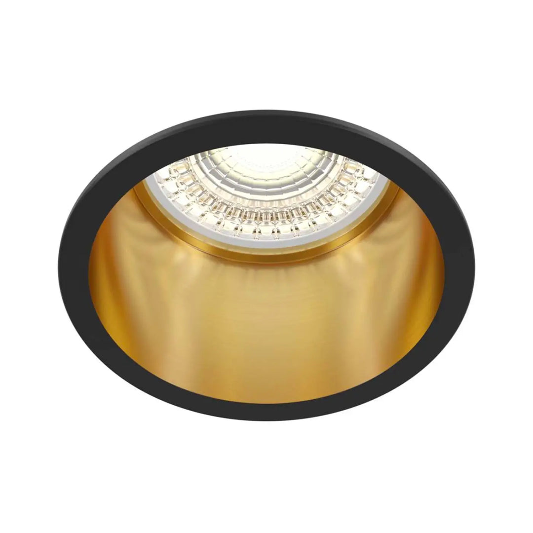 Spot encastré rond en aluminium noir et or avec collerette fine style art déco pour un éclairage moderne