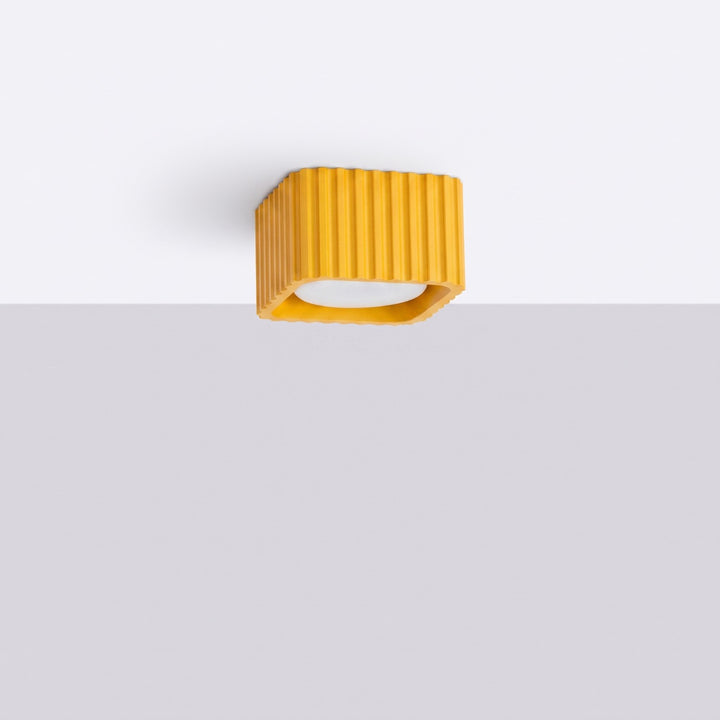 Plafonnier Riff jaune carré en aluminium, éteint