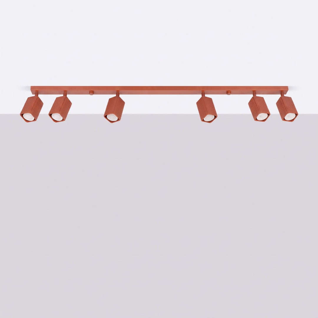 Plafonnier Rayo ocre rouge en rampe à spots orientables, éteint