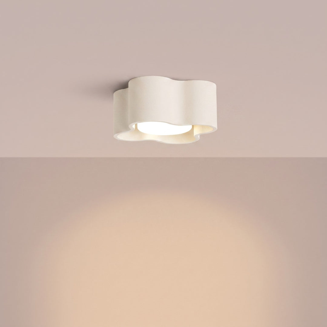 Plafonnier Ovio beige en aluminium, allumé