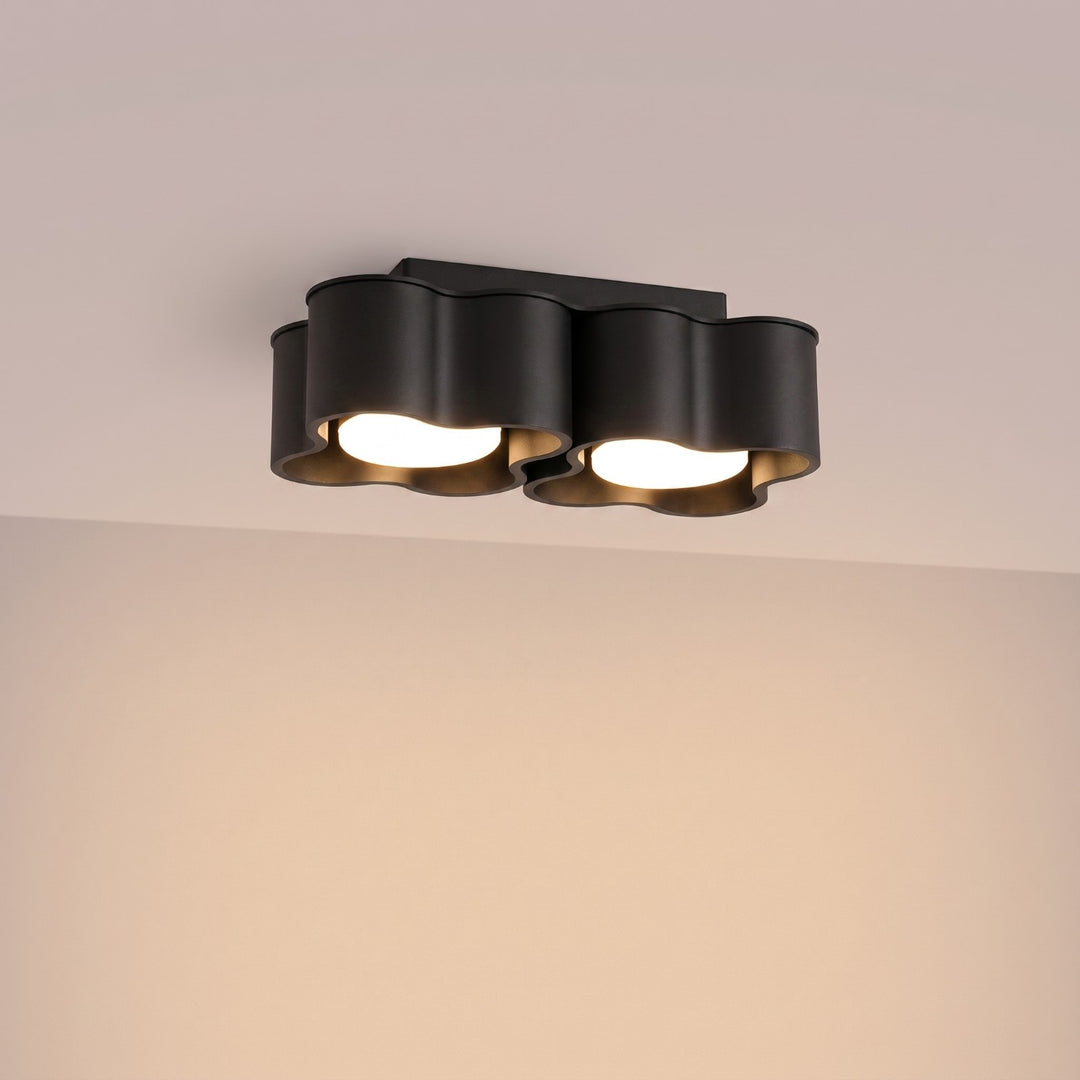 Plafonnier Ovio noir en aluminium, allumé