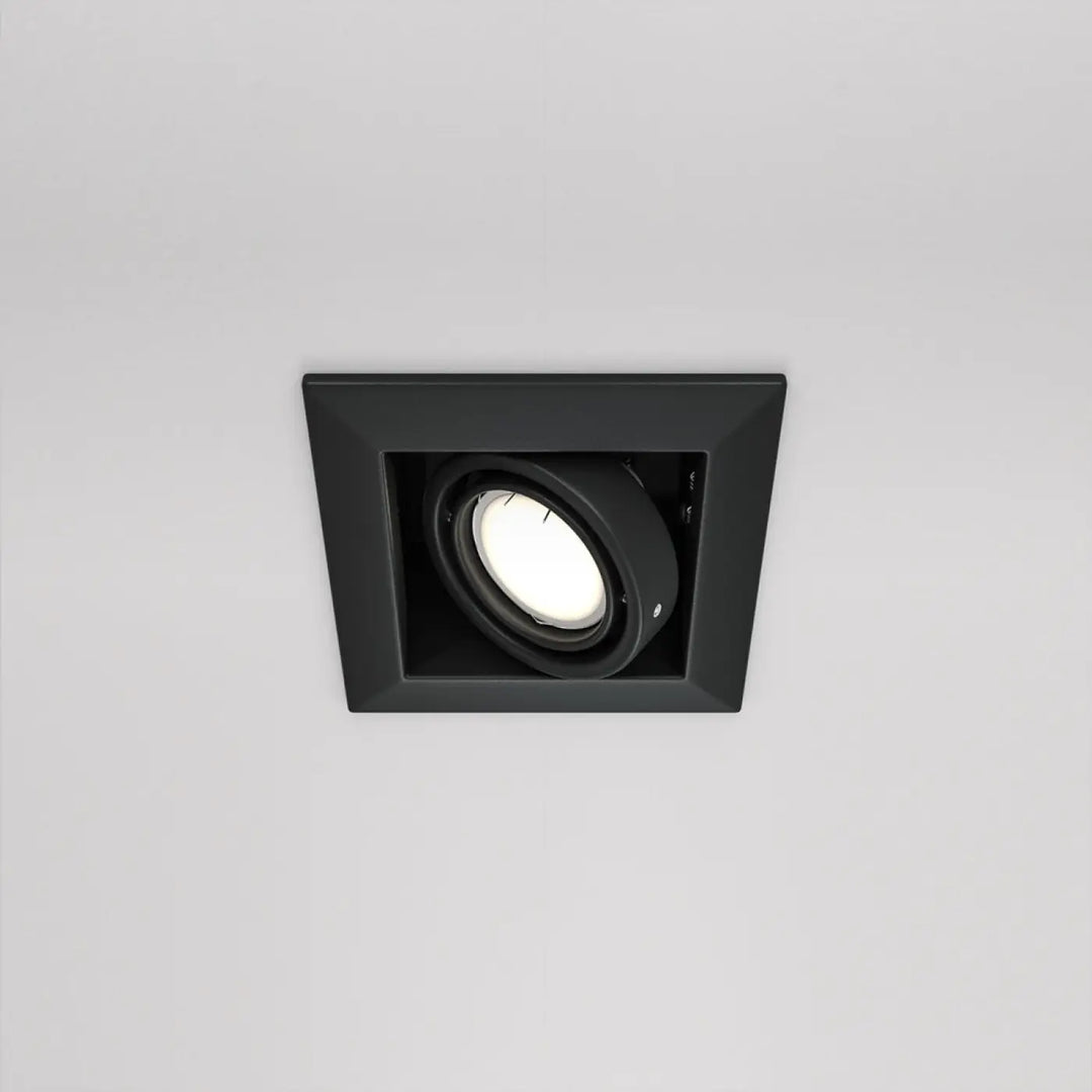 Spot metal modern carré en acier noir avec encastrement carré et projecteur circulaire pour éclairage intérieur