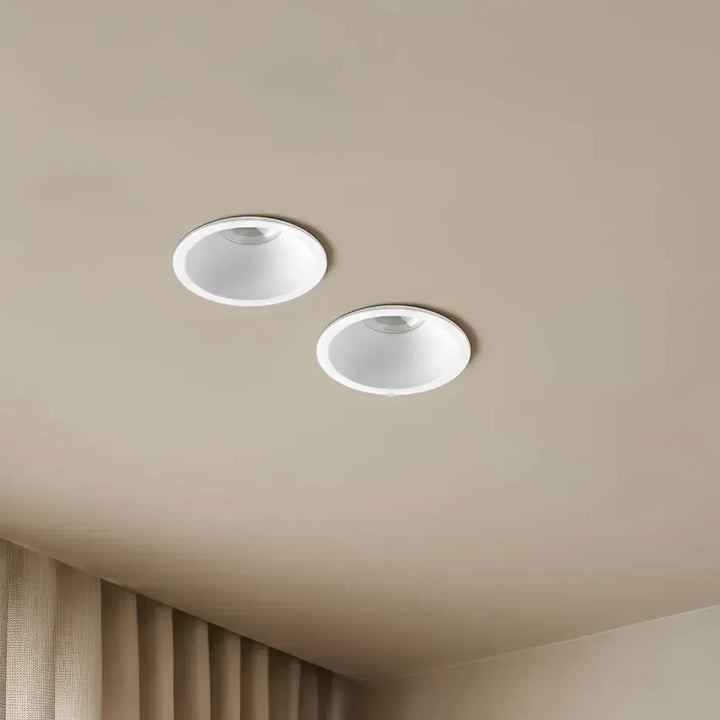 Spot encastrable Flac blanc de Faro Barcelona en situation