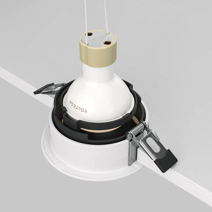 Spot encastré voltga blanc et beige avec enjoliveur noir et ressort métallique pour culot gu10