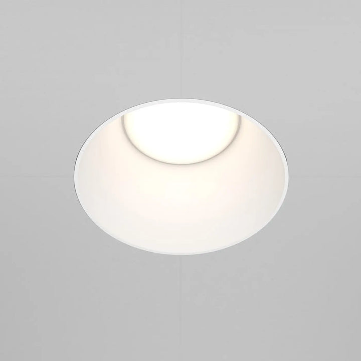 Spot encastré share rond blanc à encastrer avec design minimaliste et surface lisse pour éclairage moderne