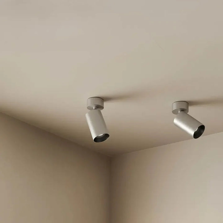 Spot Stan aluminium brossé dans un intérieur