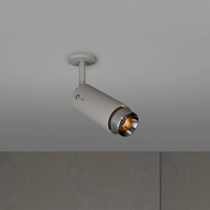 Spot orientable Exhaust à gravure alignée Pierre finition acier #couleur_argent