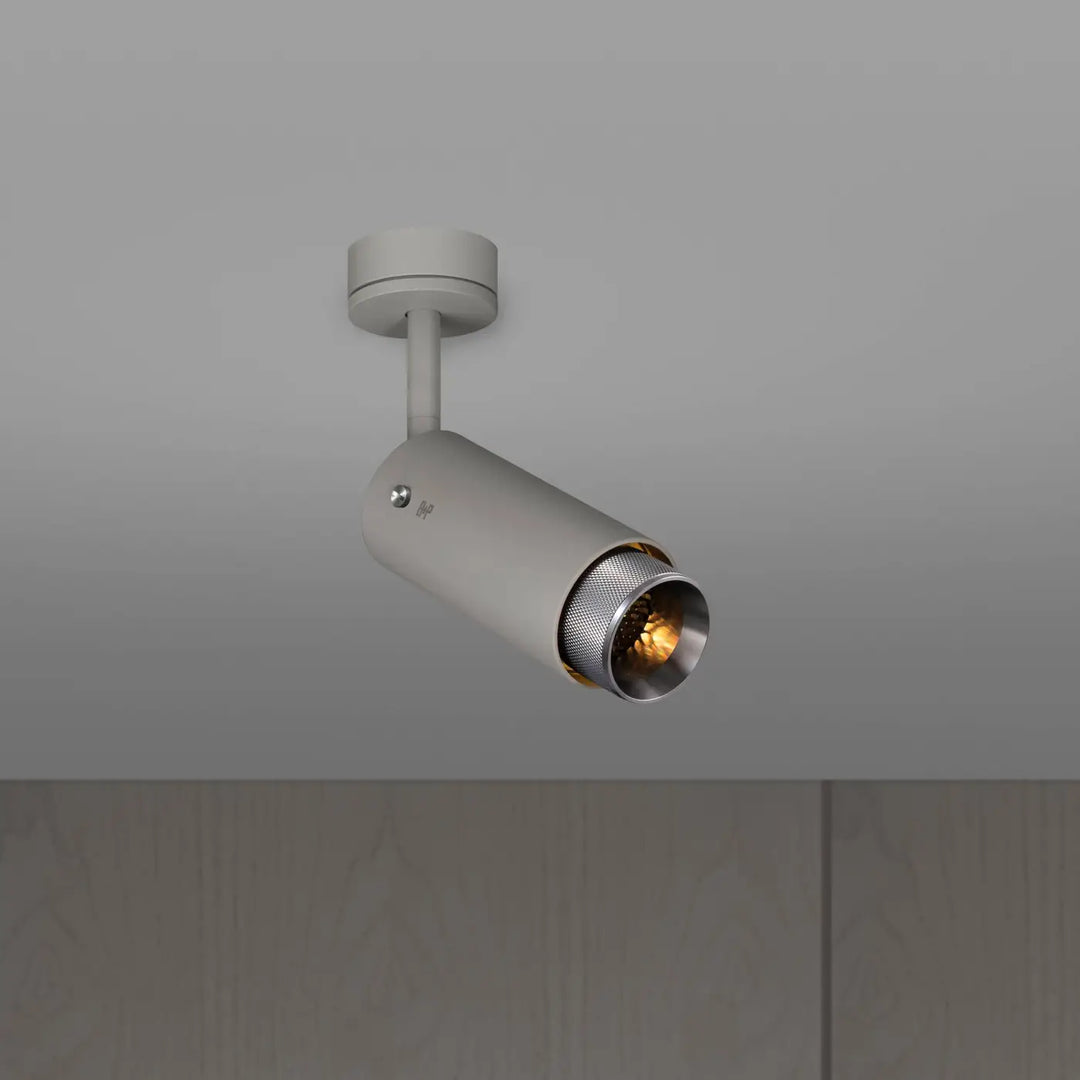 Spot orientable Exhaust à gravure quadrillée Pierre finition acier, vue 3 #couleur_argent