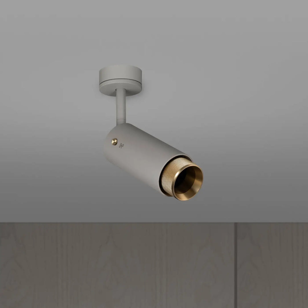 Spot orientable Exhaust à gravure quadrillée Pierre finition laiton, vue 4 #couleur_dor