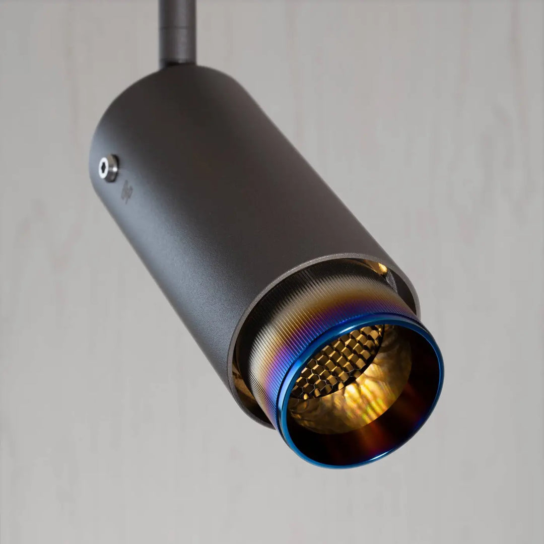 Spot orientable Exhaust à gravure alignée Graphite finition acier brûlé, vue 2 #couleur_multicolore