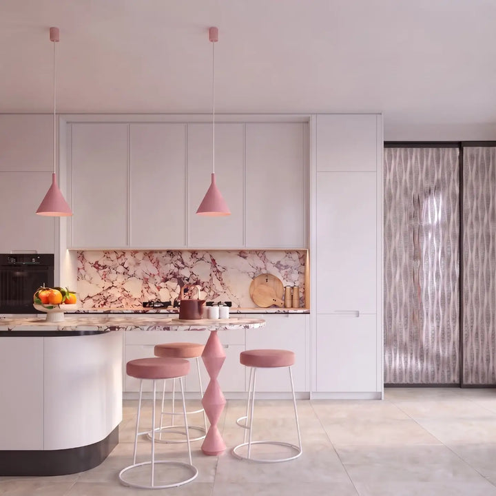 Suspension Luminaire rose dans un intérieur contemporain