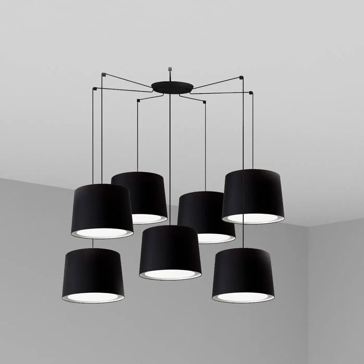 Suspension Conga 7 lumières abat-jour noir de Faro Barcelona