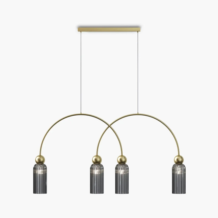 Suspension antic linéaire en laiton moderne avec quatre abat-jours en verre strié gris foncé pour salle à manger