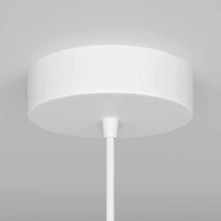 Suspension luminaire arrow blanc cylindrique avec culot gu10 pour éclairage au-dessus d’un îlot au design minimaliste