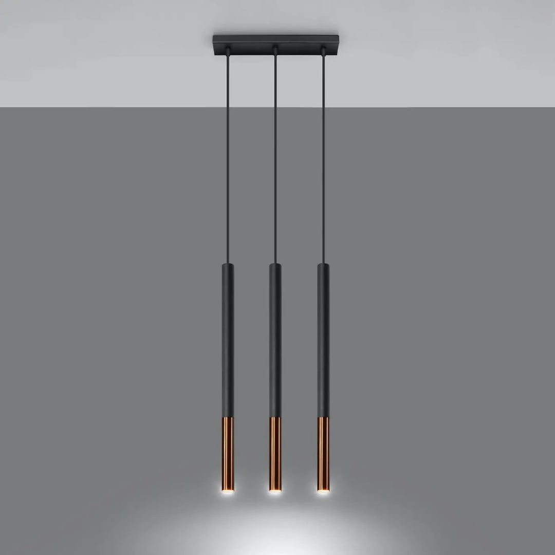 Suspension Mozaica noire à embout cuivré, allumée