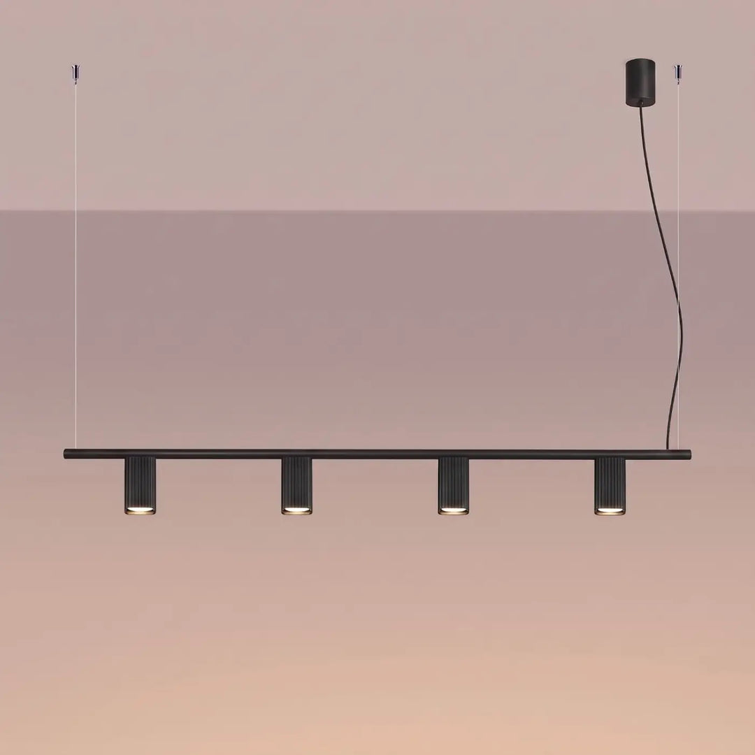 Suspension Rayo noire en aluminium, allumée