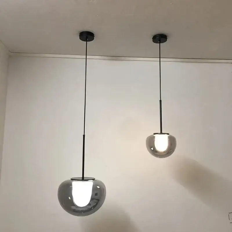 Suspension boule en verre fumé pour éclairage moderne

