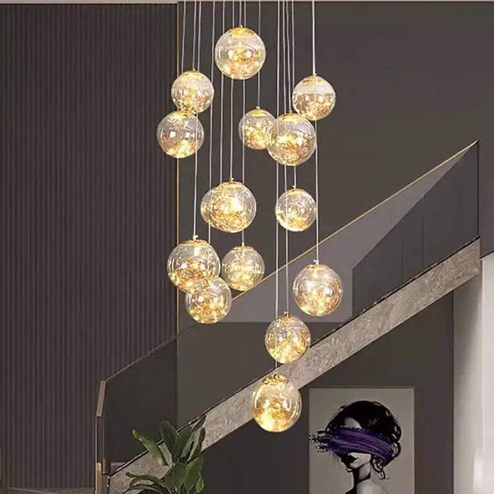 Suspension Cascade Moderne Boules Cristal Ambiance Chic