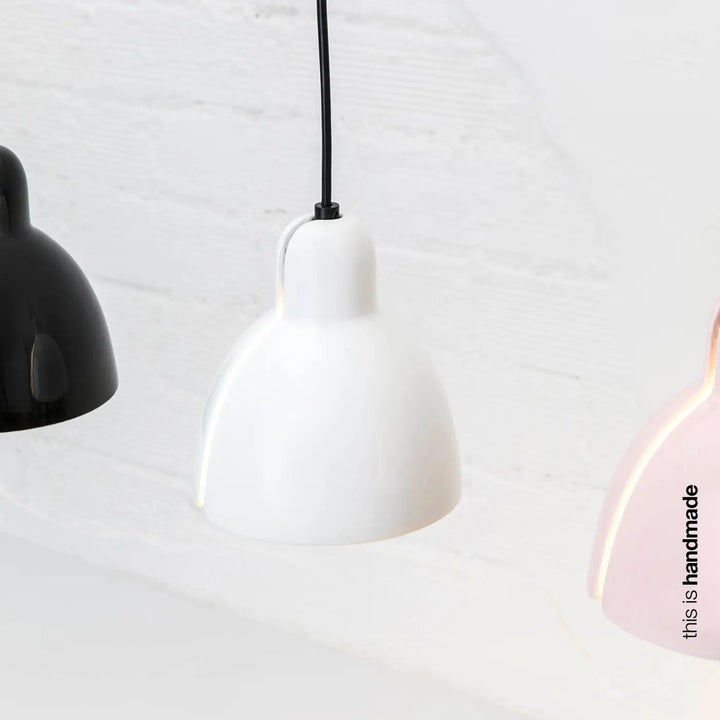 Suspension Venice blanche de Faro Barcelona en situation
