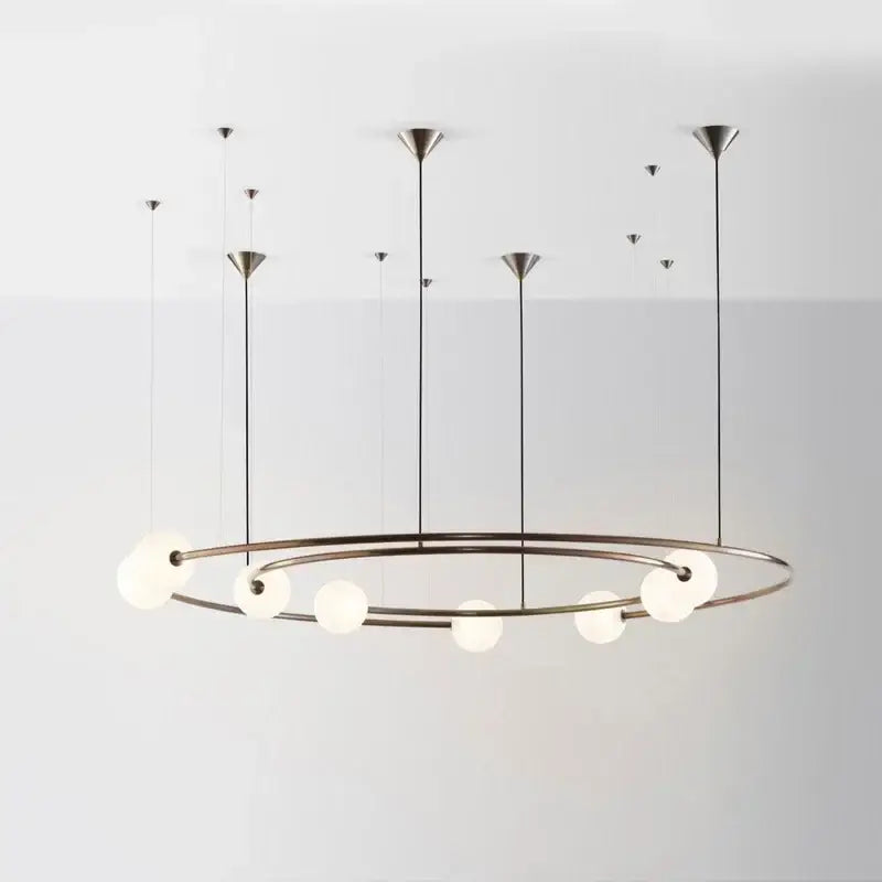 Suspension Circulaire Aérienne À Globes En Verre Et Métal Doré

