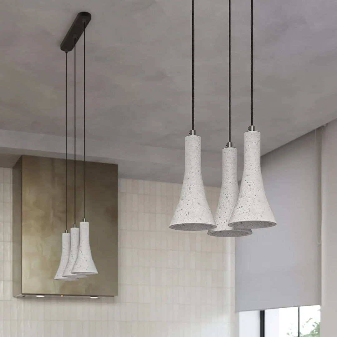 Suspension gris dans une cuisine