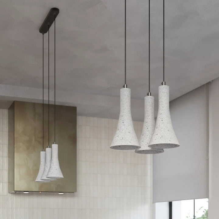 Suspension gris dans une cuisine