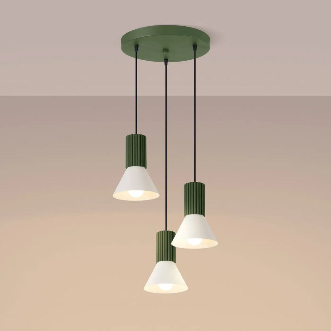 Suspension Estria beige et vert olive à cône cannelé, allumée