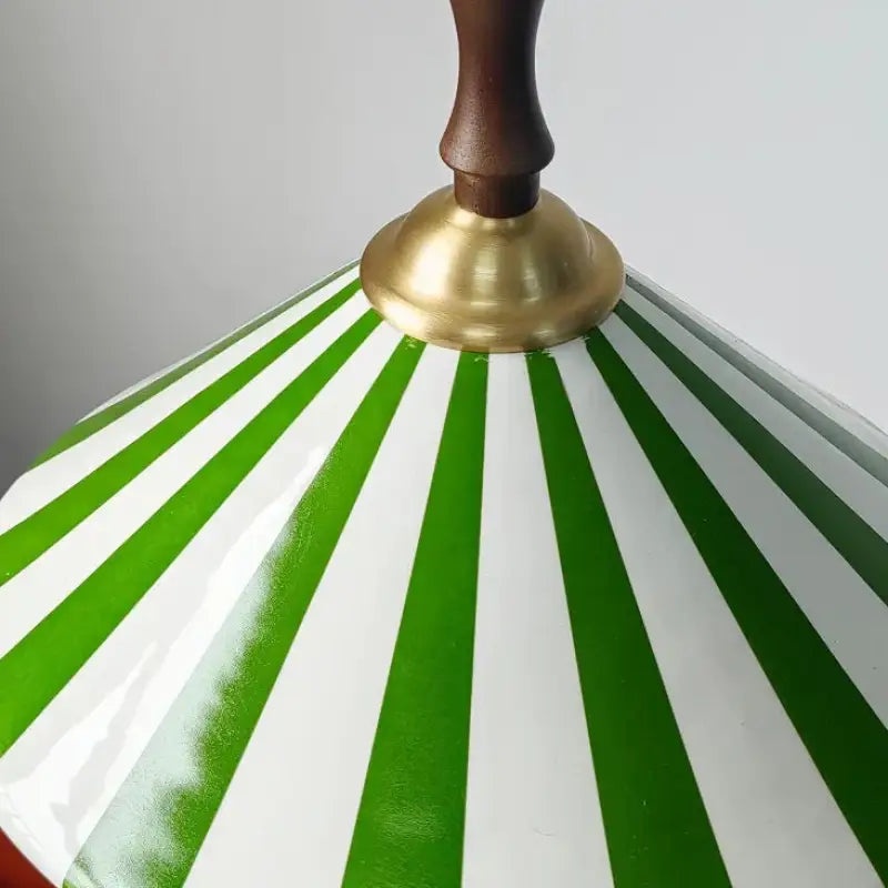 Suspension conique rayures décor moderne contemporain