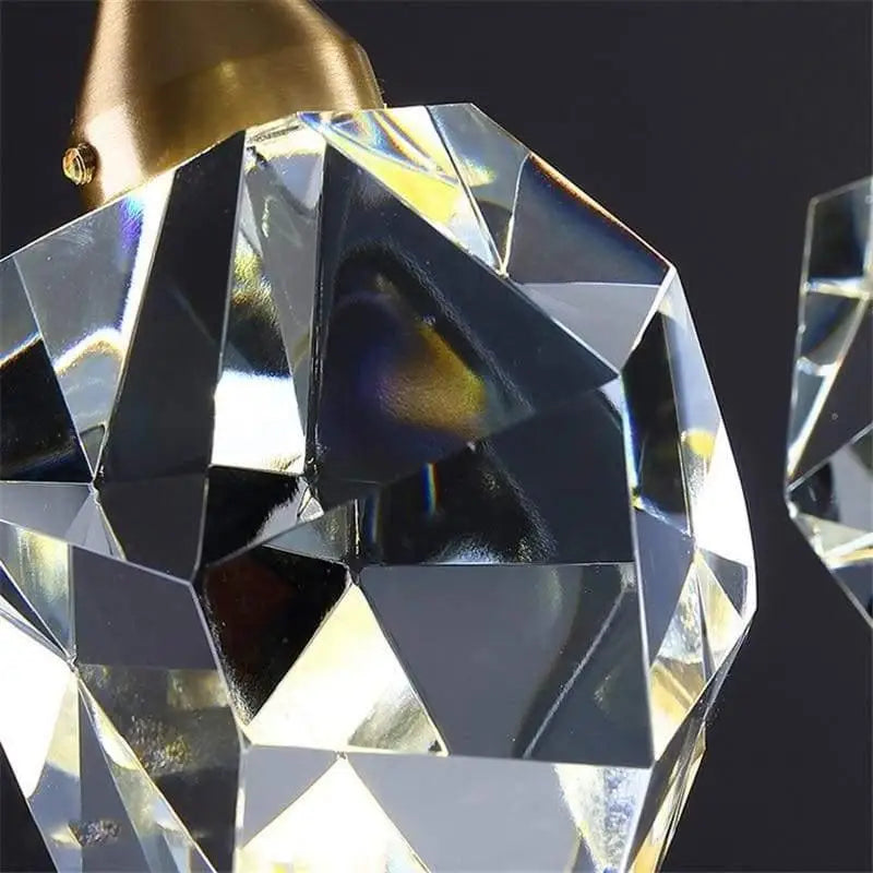 Suspension Cristal Moderne Forme Diamant Doré