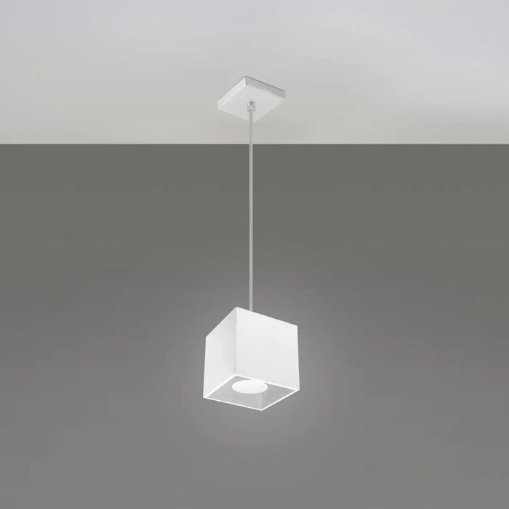 Suspension cube Quad blanche en aluminium, éteinte