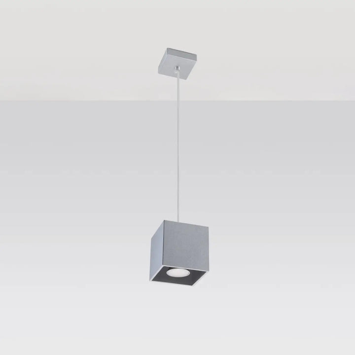 Suspension cube Quad grise en aluminium, éteinte