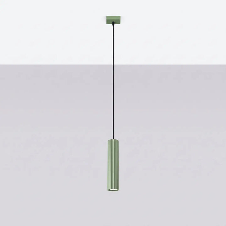 Suspension Luminaire sauge éteinte, vue rapprochée