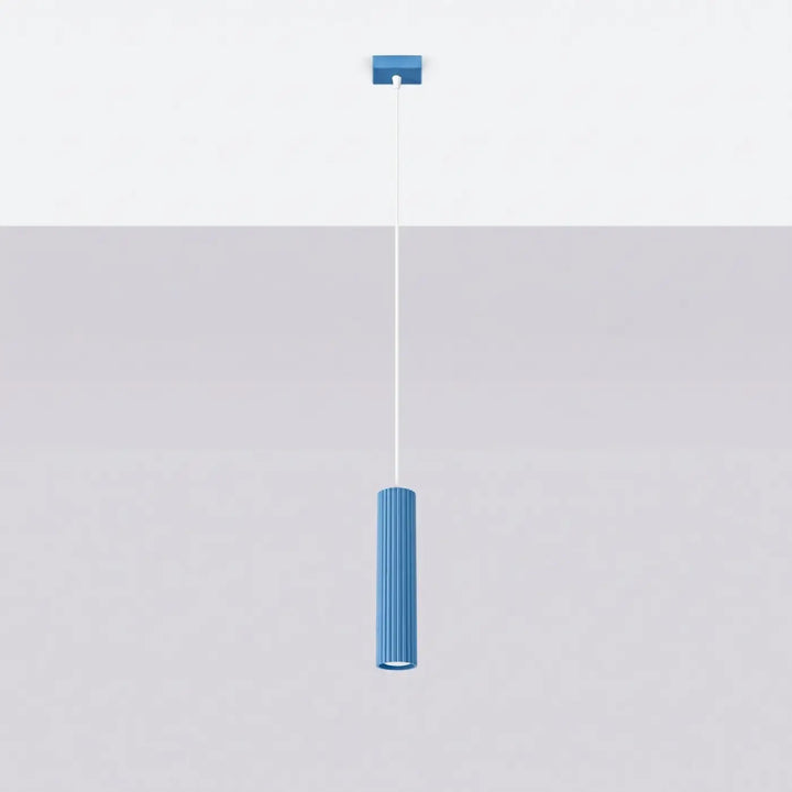 Suspension Luminaire bleu clair éteinte, vue rapprochée