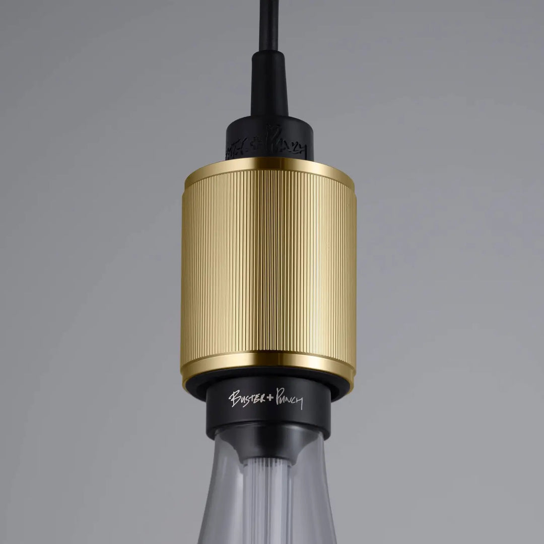 Suspension Heavy Metal à gravure alignée en laiton #couleur_dor