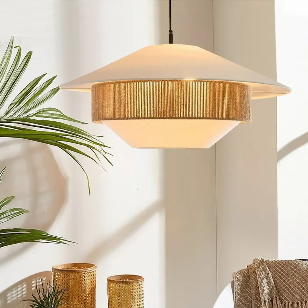 Suspension design blanche jute naturelle ambiance élégante