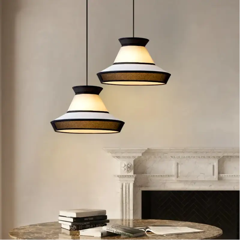 Suspension contemporaine en tissu et métal style chic