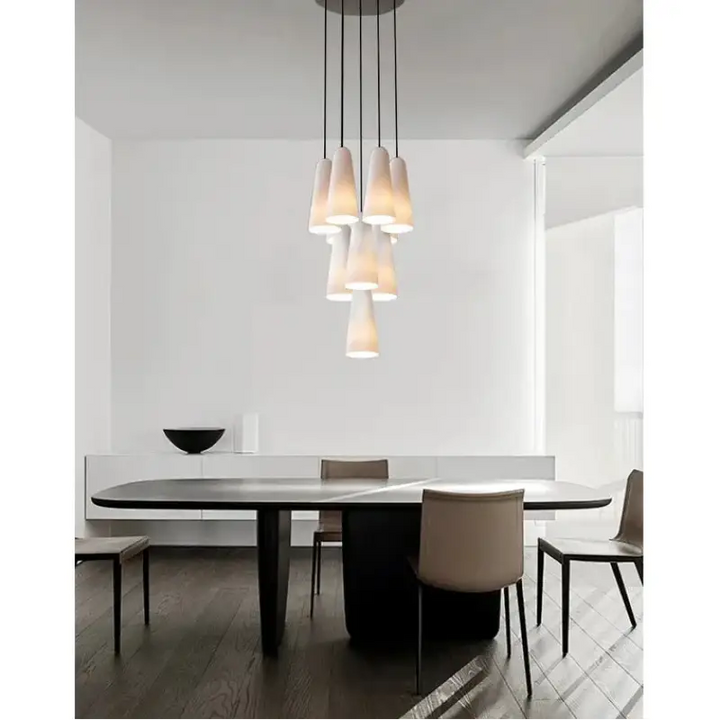 Suspension design cuivre avec verre blanc forme conique chic