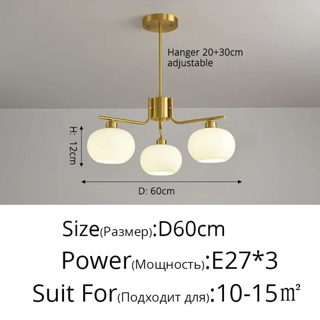 Suspension design avec globes en verre opale élégante