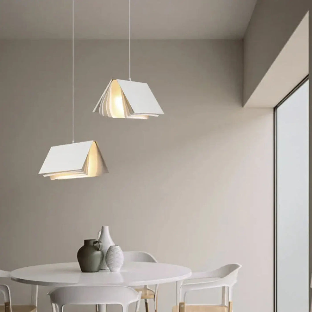 Suspension design forme livre style moderne colorée