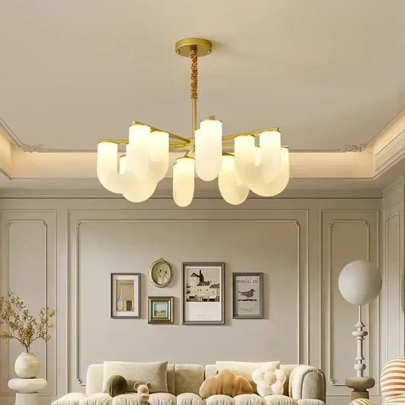 Suspension Design Laiton et Verre Opalin Courbé Moderne

