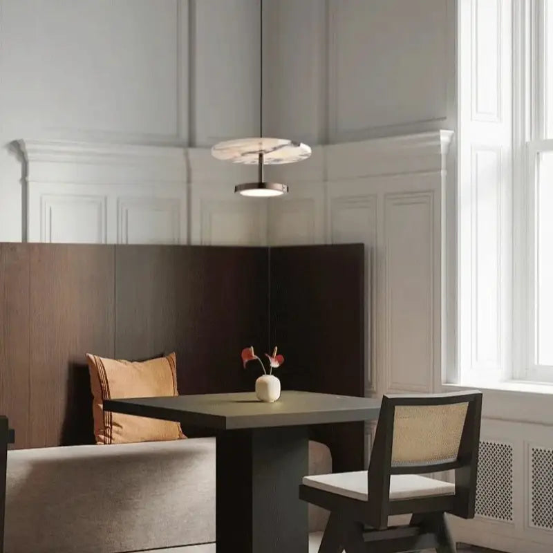 Suspension Design Marbre Moderne Avec Disque Veiné Et Anneau Led