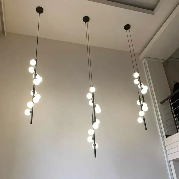 Suspension design moderne boules led élégance verticale