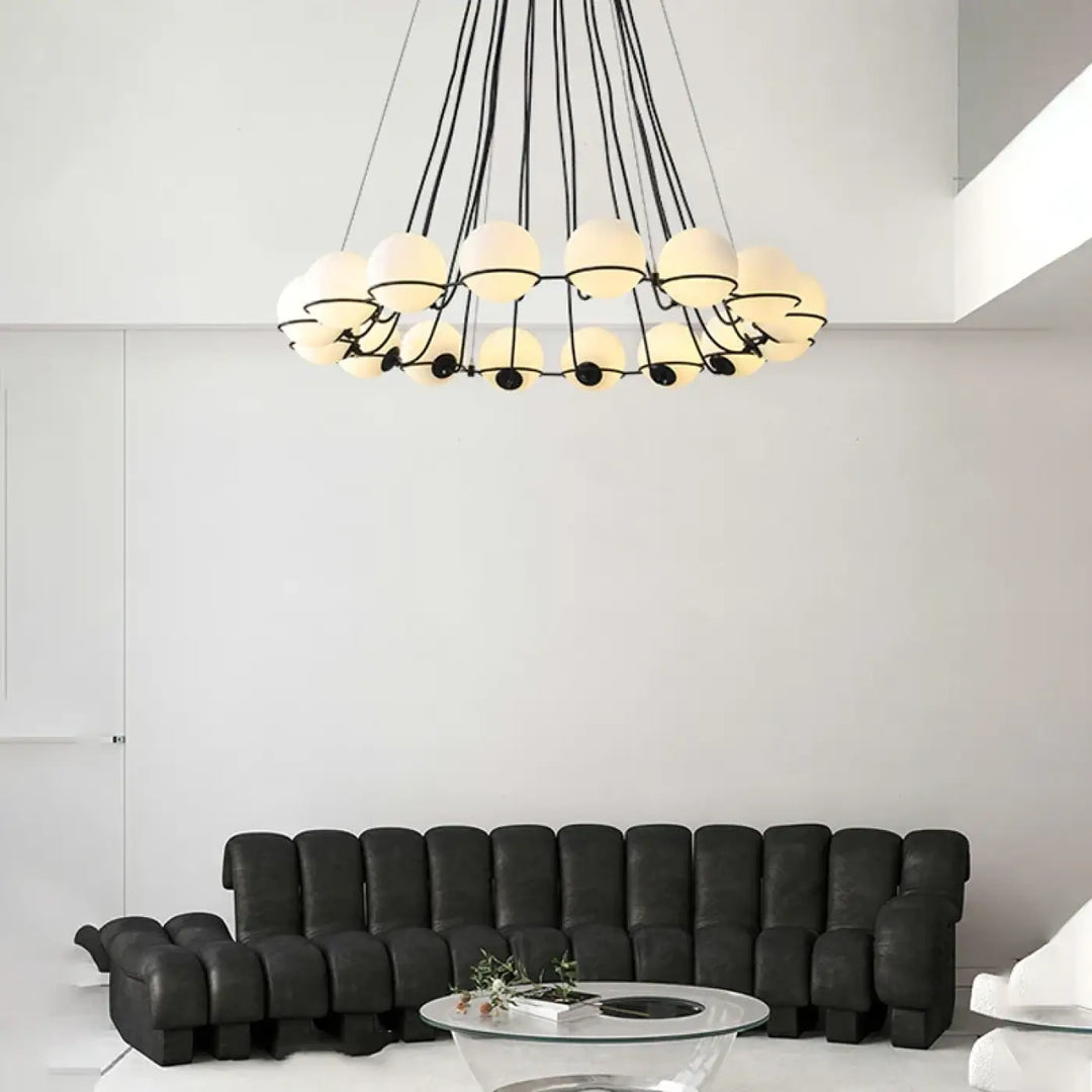 Suspension moderne en métal et globes en verre élégante