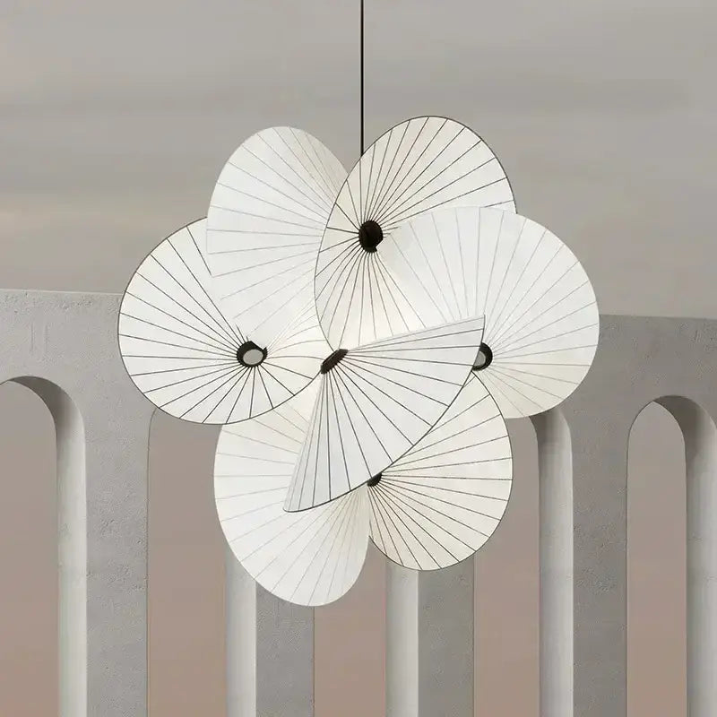 Suspension Design Moderne Pétales Blancs Sculpturale

