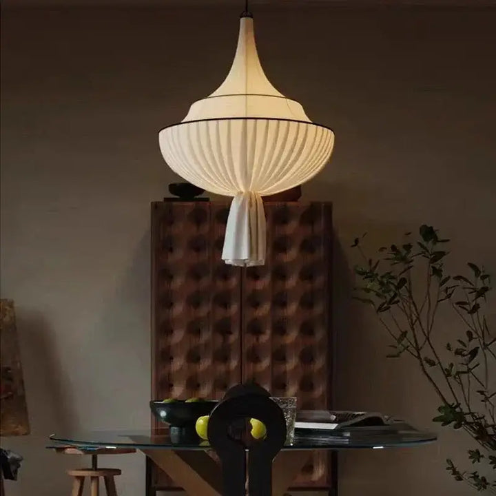 
Suspension design moderne tissu plissé forme élégante